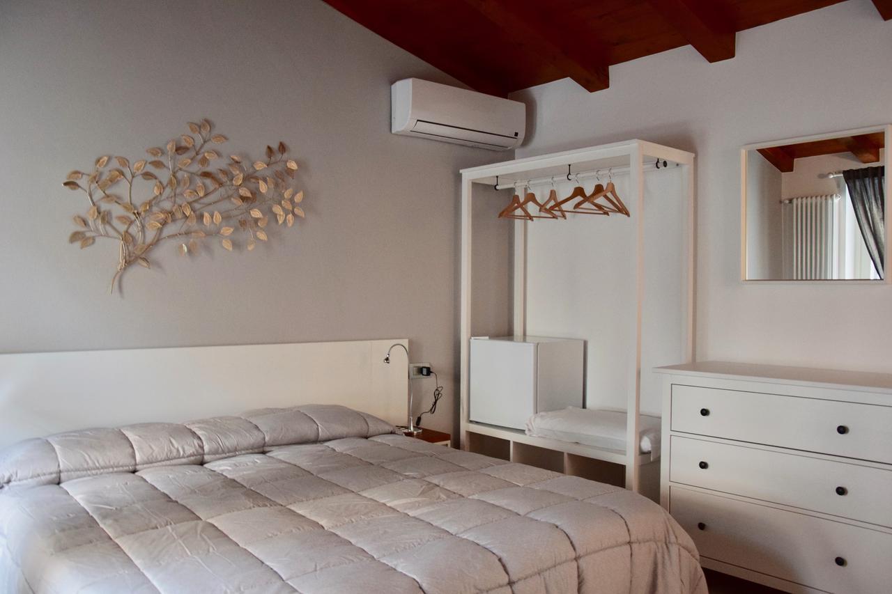 קזאלה מונפראטו Residence Il Portico מראה חיצוני תמונה