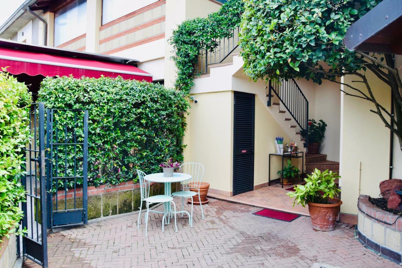קזאלה מונפראטו Residence Il Portico מראה חיצוני תמונה