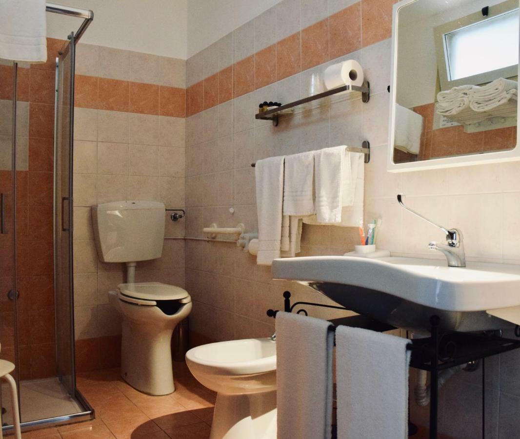 קזאלה מונפראטו Residence Il Portico מראה חיצוני תמונה