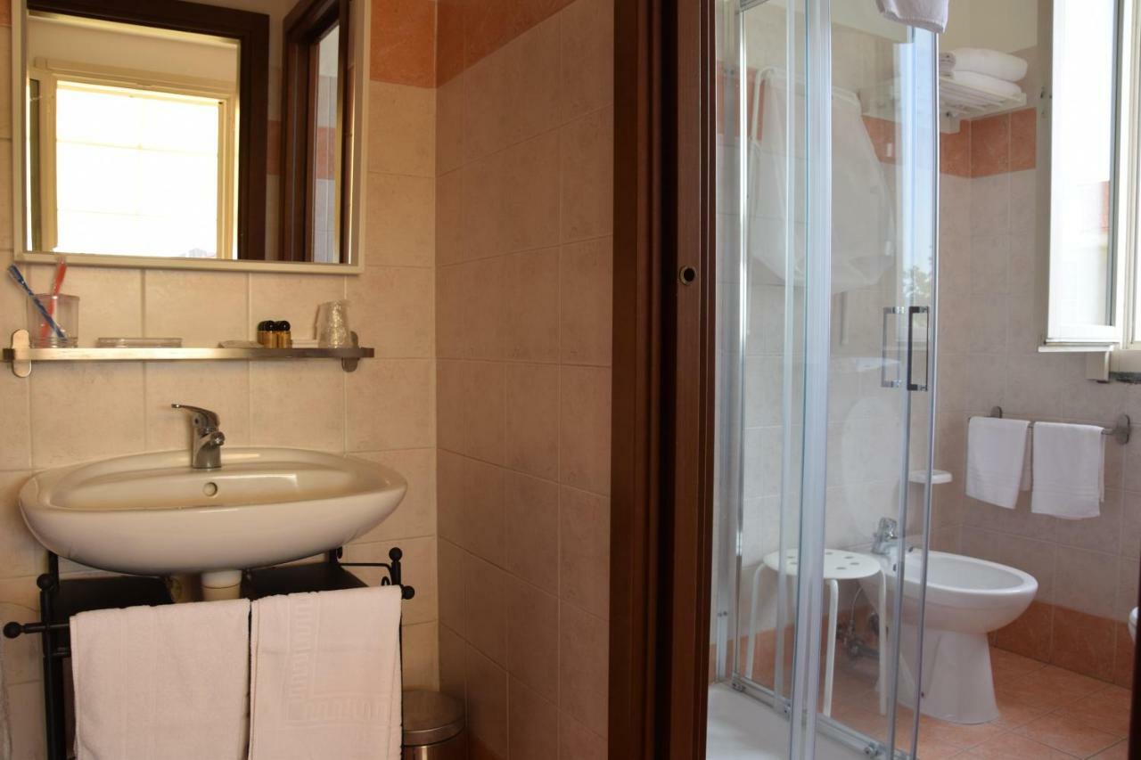 קזאלה מונפראטו Residence Il Portico מראה חיצוני תמונה